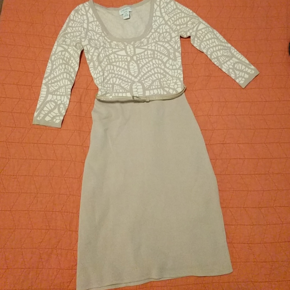 Beige pattern top sweater dress!